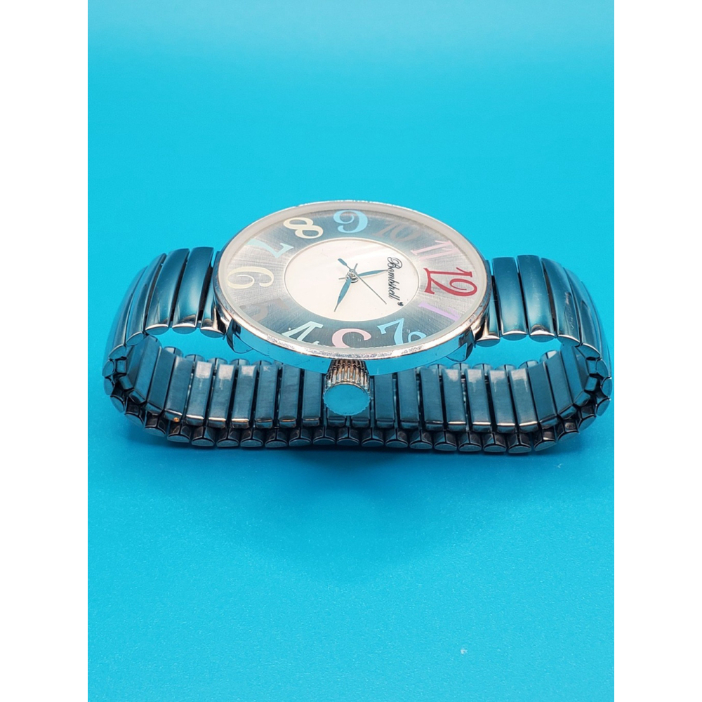 Womens Watch - Picture 7 of 9